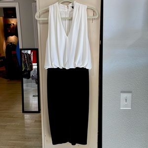 Donna Karan off white/black sleeveless block dress size 8